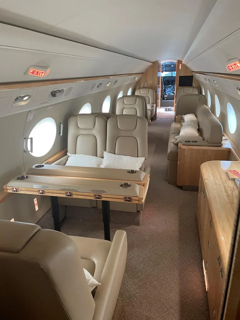 2009 Gulfstream G550 cabin