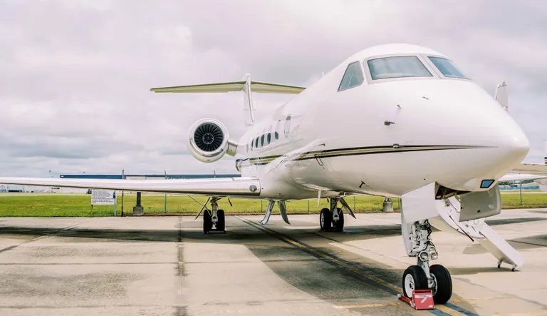2009 Gulfstream G550 exterior