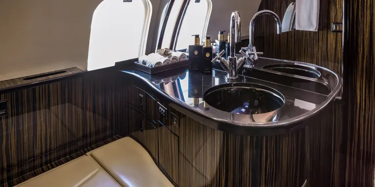 2010 Bombardier Global 5000 - Photo 11