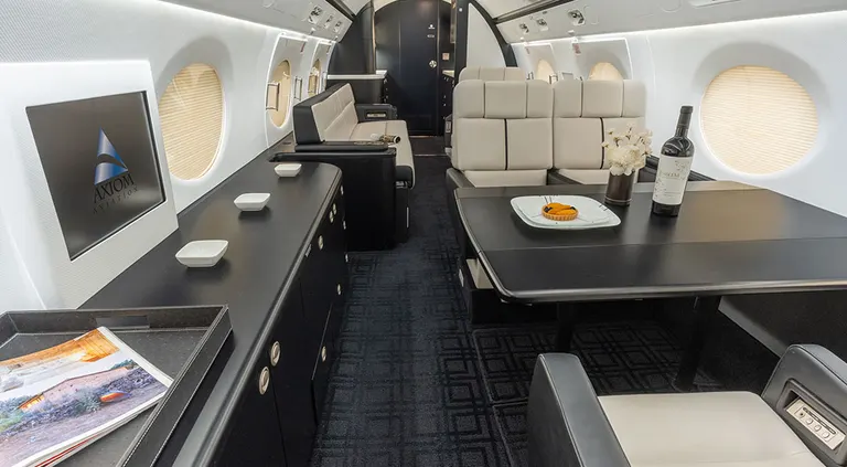 2010 Gulfstream G550 cabin