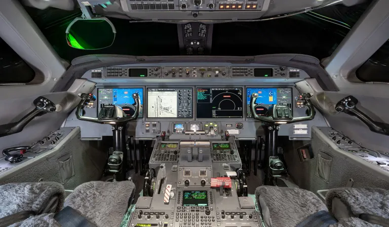 2010 Gulfstream G550 cabin