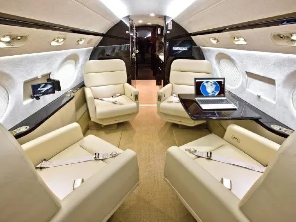 2010 Gulfstream G550 cabin