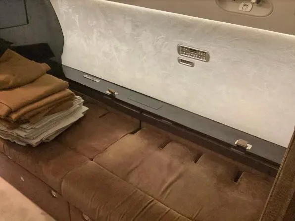 2010 Gulfstream G550 cabin