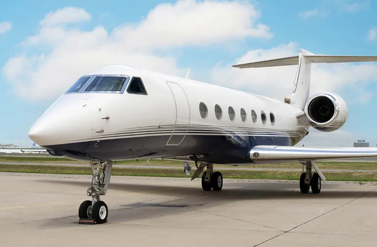 2010 Gulfstream G550 - Photo 12