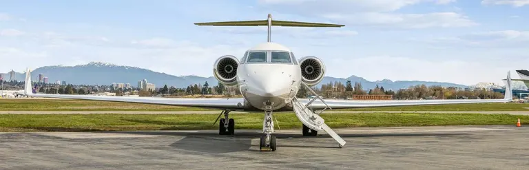 2011 Gulfstream G550 exterior