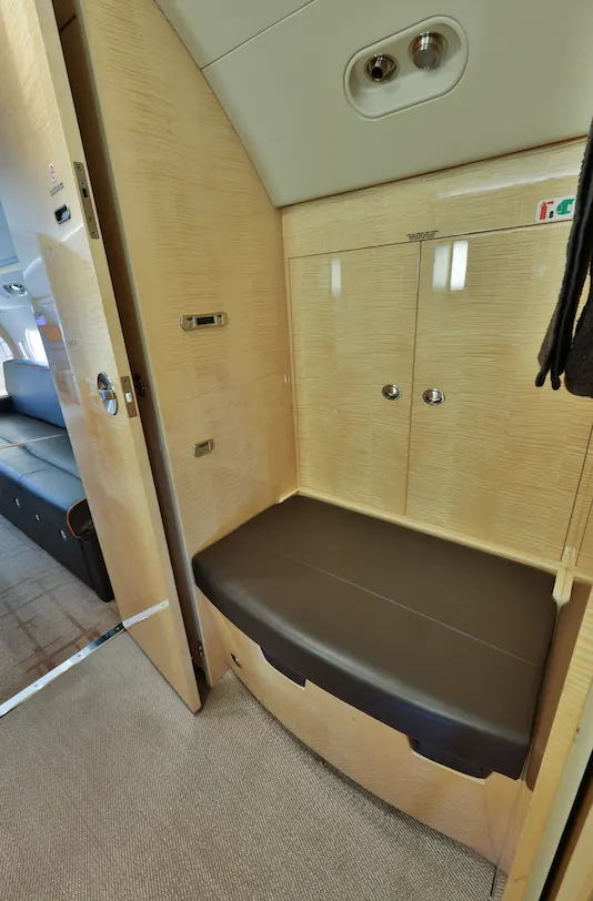 2011 Gulfstream G550 cabin