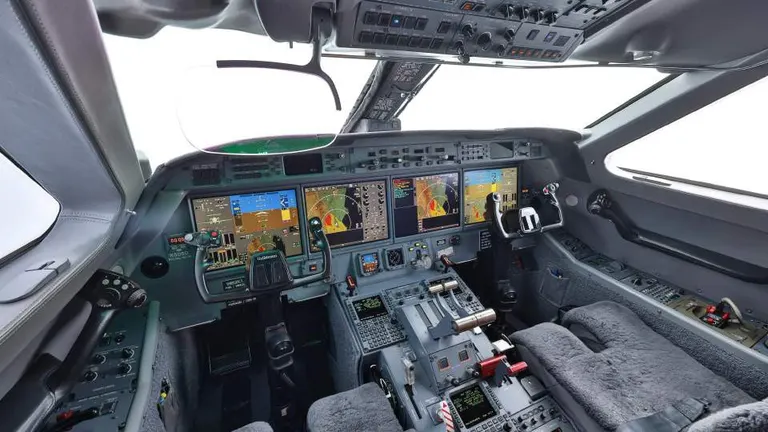 2011 Gulfstream G550 cabin