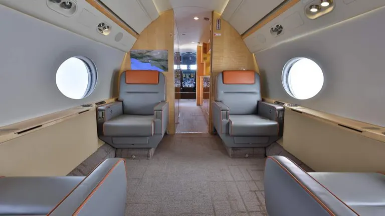 2011 Gulfstream G550 cabin