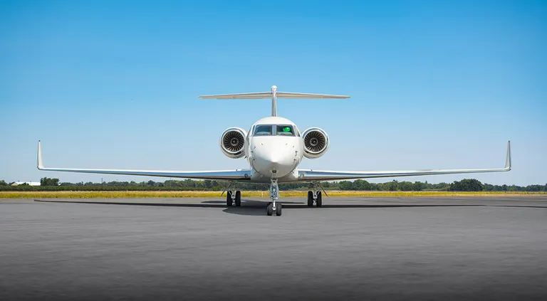 2013 Gulfstream G550 exterior