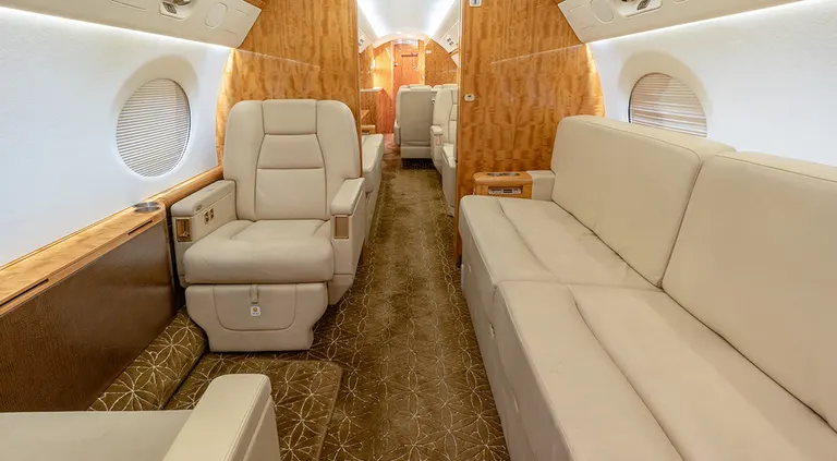2013 Gulfstream G550 cabin