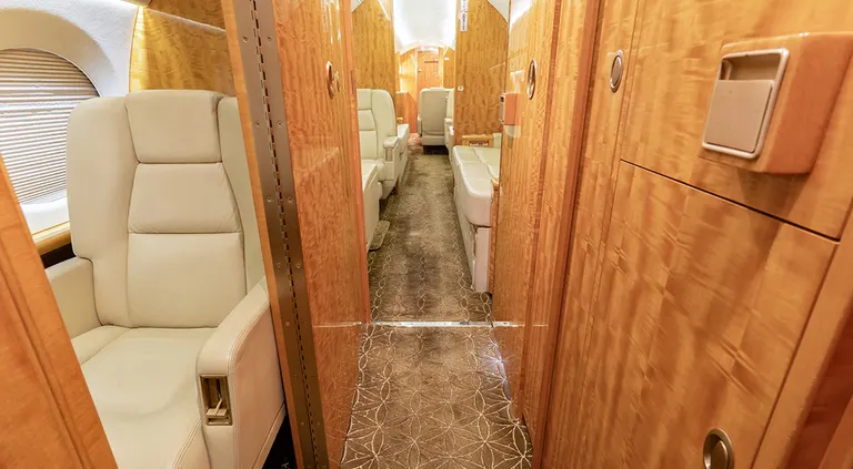 2013 Gulfstream G550 cabin