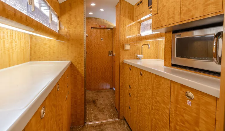 2013 Gulfstream G550 cabin