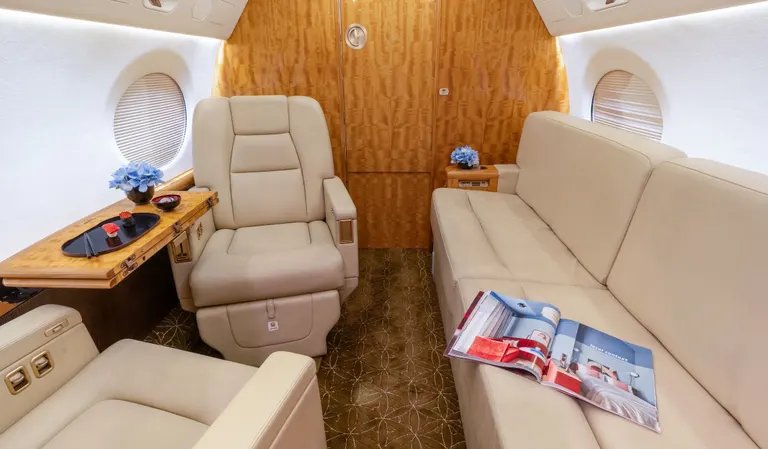 2013 Gulfstream G550 cabin