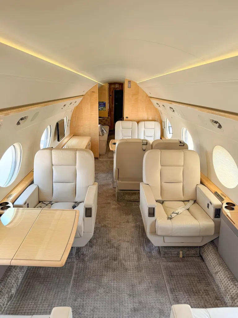 2013 Gulfstream G550 cabin