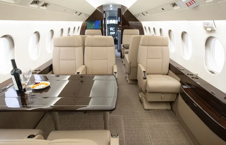 2014 Dassault Falcon 2000LXS - Photo 18