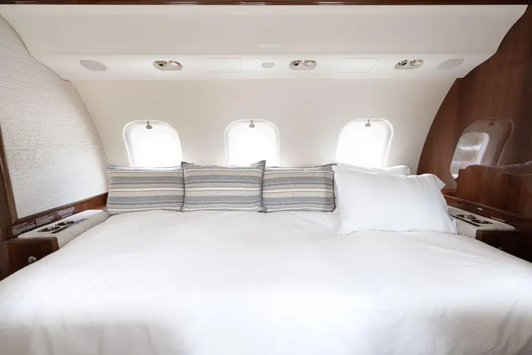 2017 Bombardier Global 6000 - Photo 13