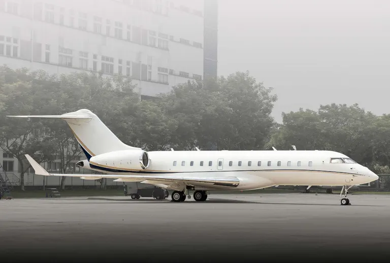 2017 Bombardier Global 6000 exterior