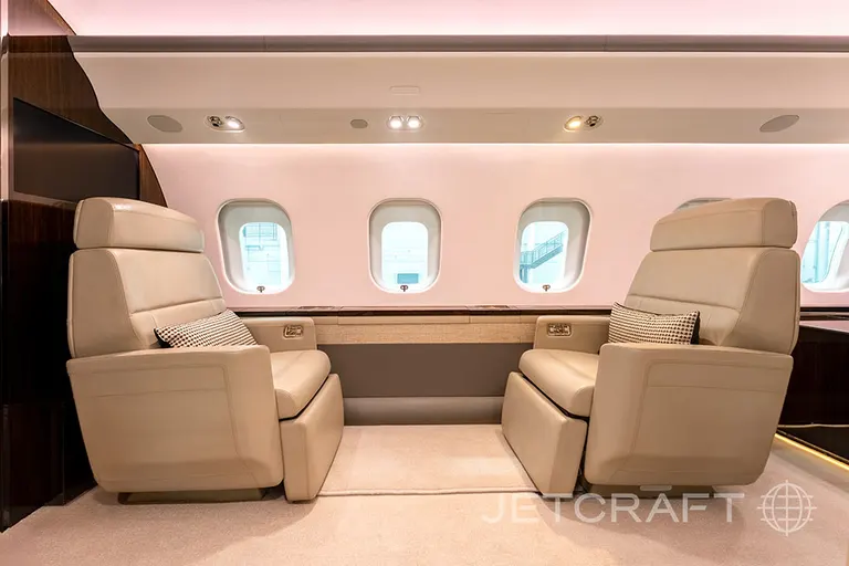 2017 Bombardier Global 6000 cabin