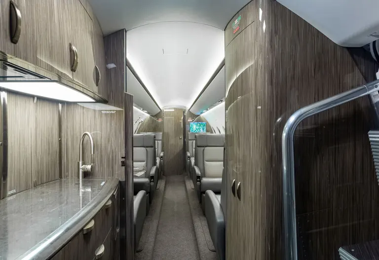 2017 Gulfstream G280 - Photo 5