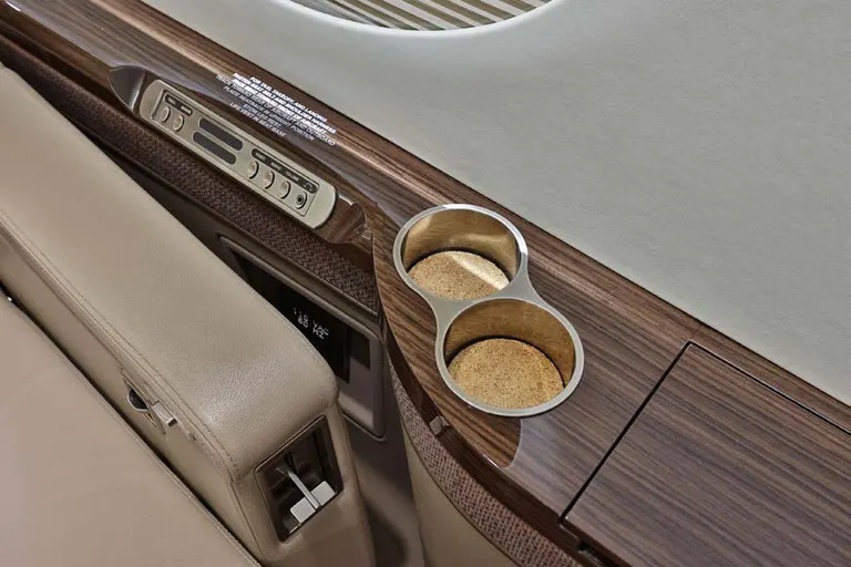 2018 Gulfstream G550 cabin