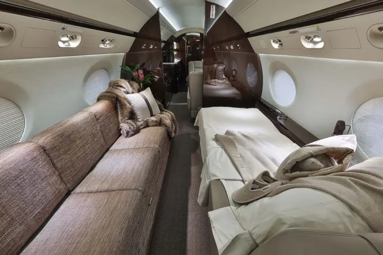 2018 Gulfstream G550 cabin