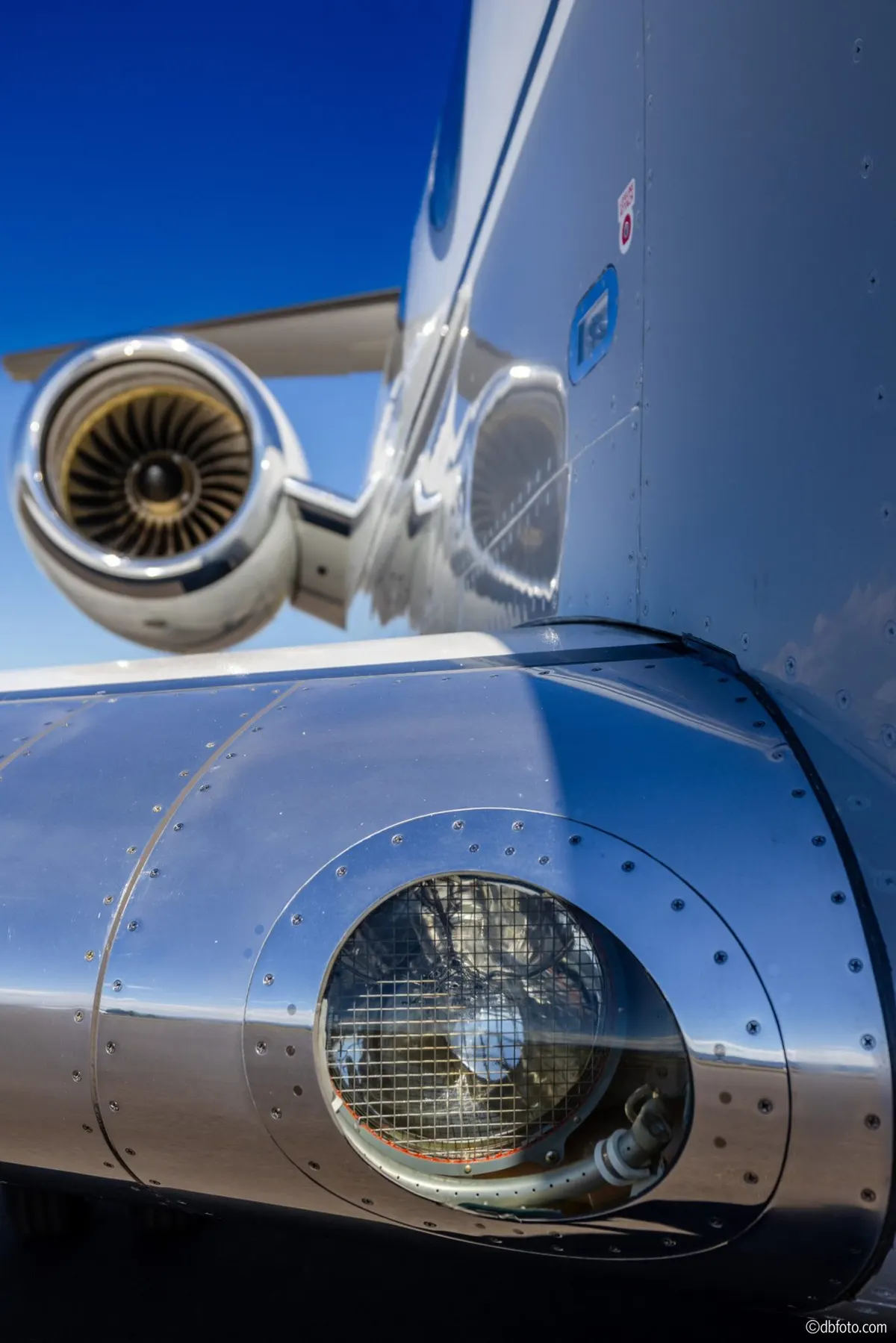 2009 Gulfstream G550 - Photo 18