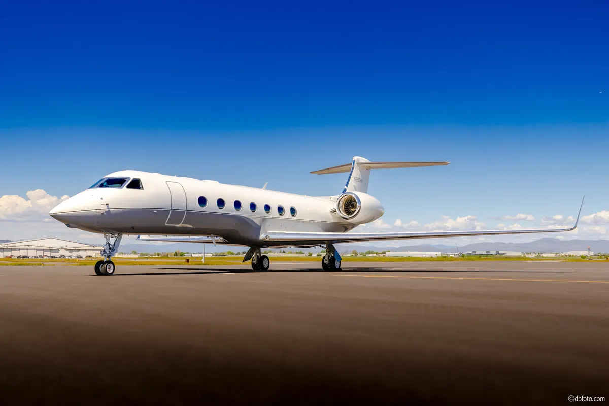 2009 Gulfstream G550 - Photo 28