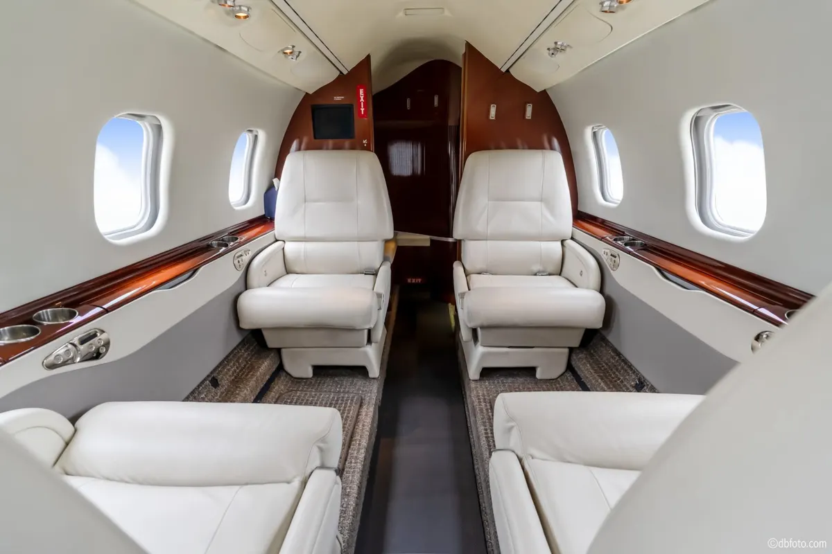 1998 Bombardier Learjet 60 - Photo 18