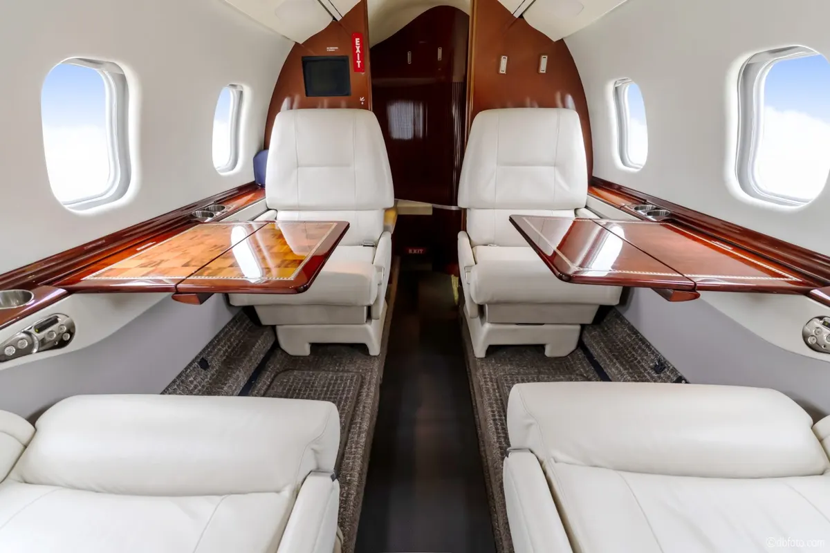 1998 Bombardier Learjet 60 - Photo 19