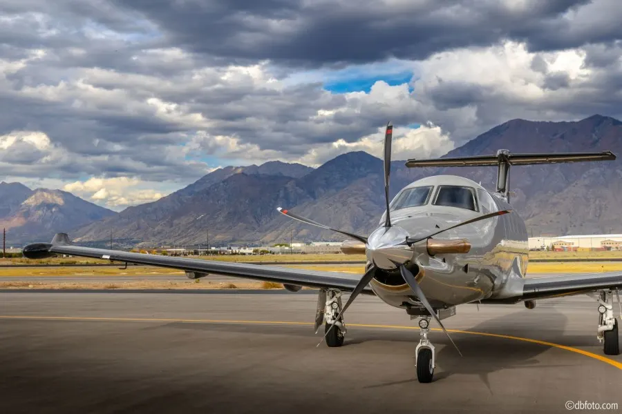 1998 Bombardier Learjet 60 - Photo 3