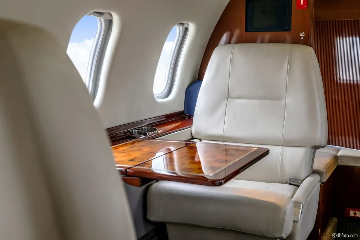 1998 Bombardier Learjet 60 - Photo 24