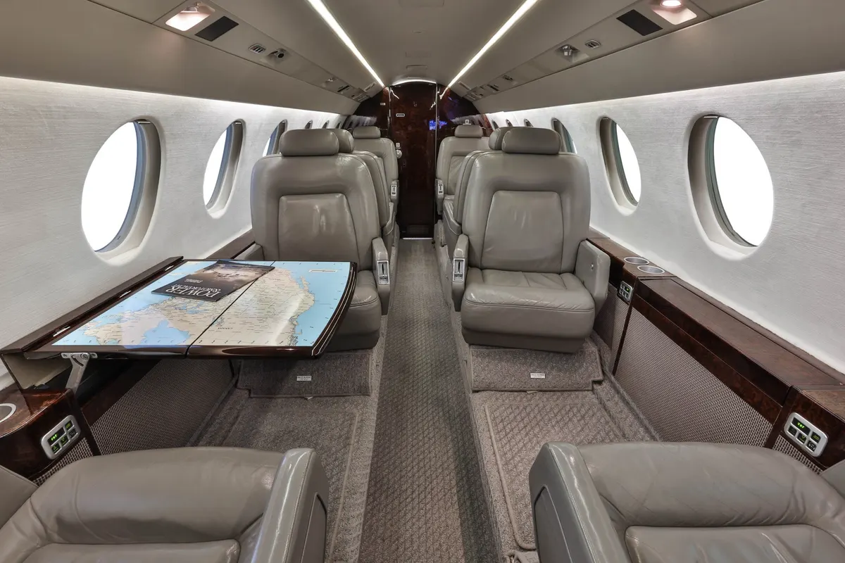 2000 Dassault Falcon 50EX - Photo 11