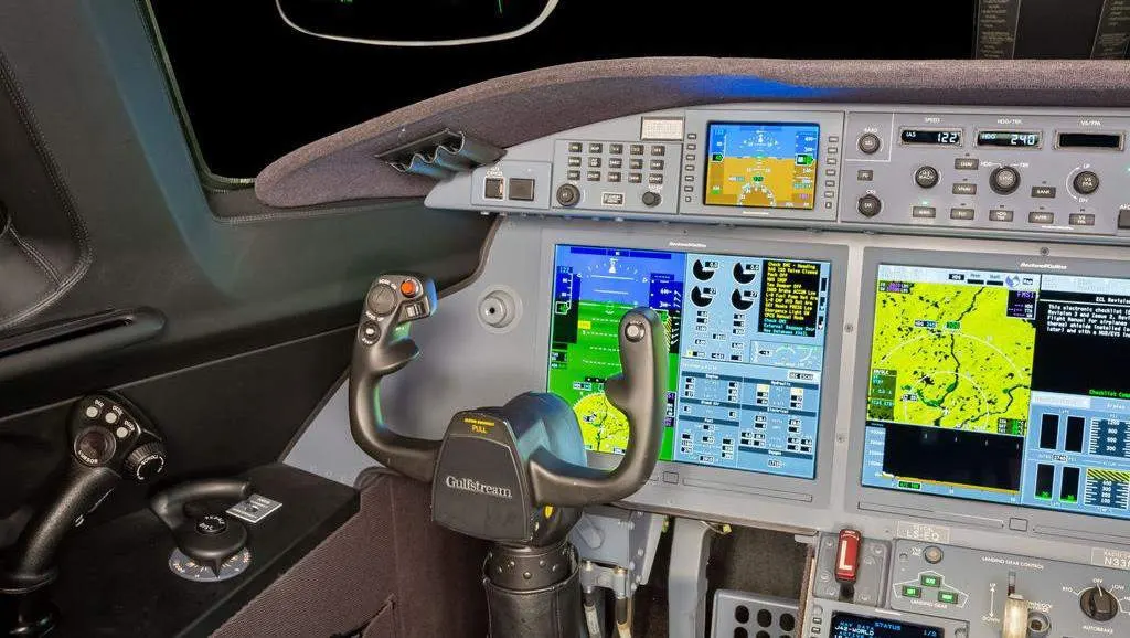 2017 Gulfstream G280 - Photo 23