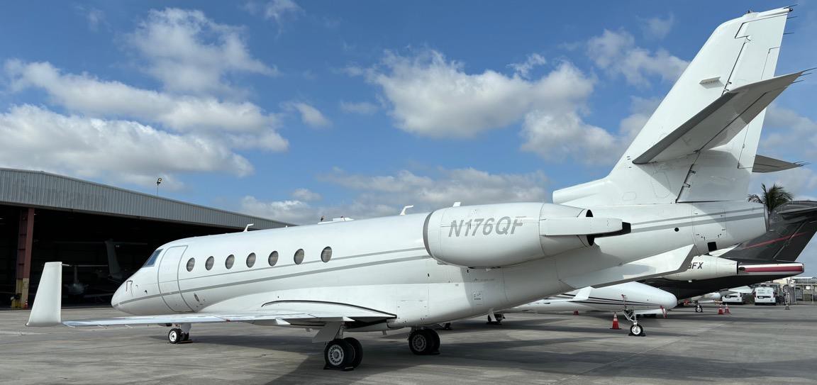 2008 Gulfstream G200 - Photo 2