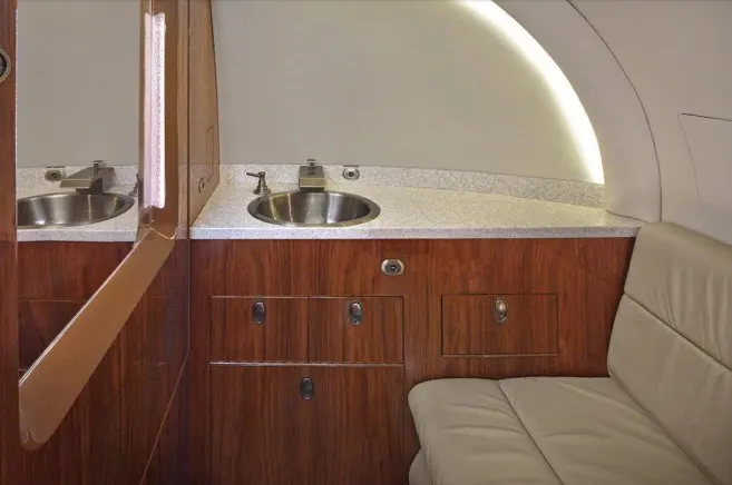 2004 Hawker 800XP - Photo 14