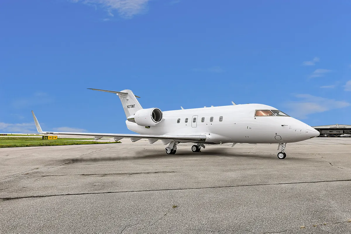 Bombardier Challenger 601 - Photo 5