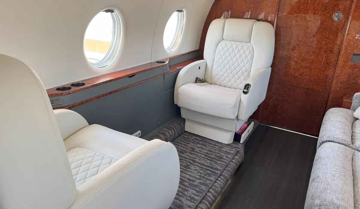 2007 Gulfstream G200 - Photo 8