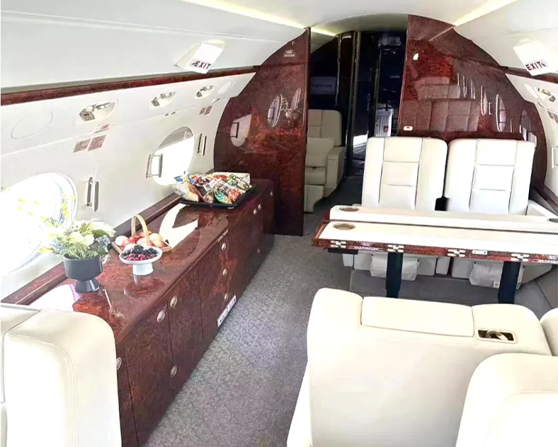 2019 Gulfstream G550 - Photo 3
