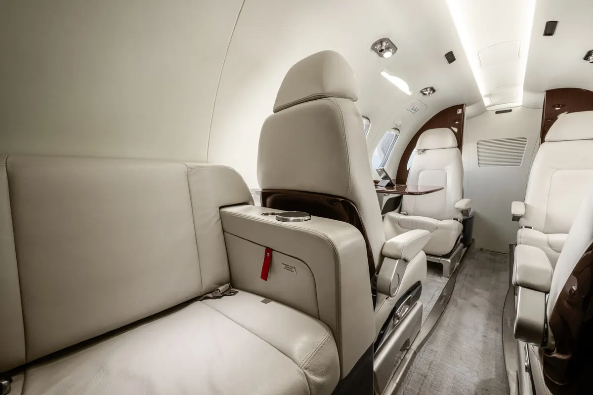 2015 Embraer Phenom 100 - Photo 30