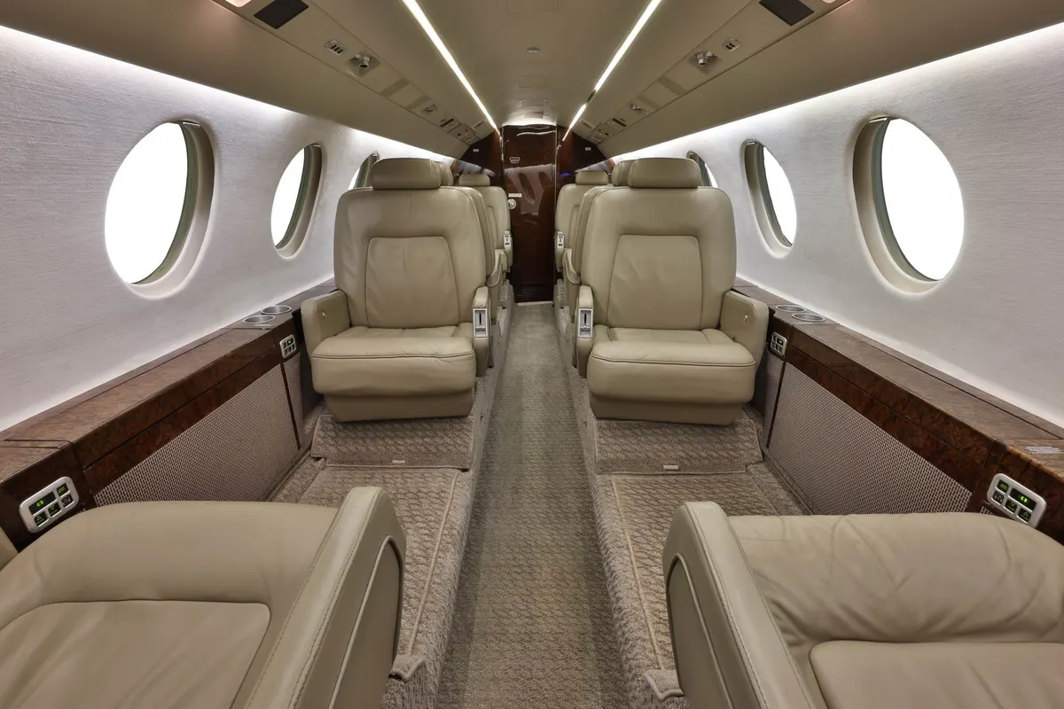 2000 Dassault Falcon 50EX - Photo 10