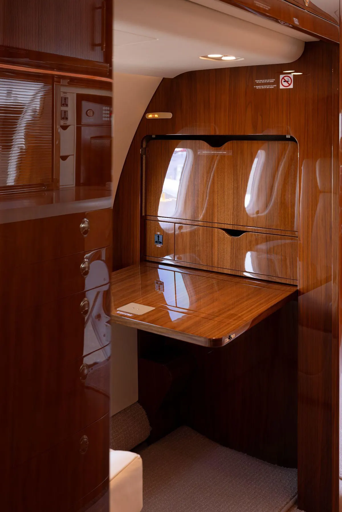 2017 Bombardier Global 6000 - Photo 3