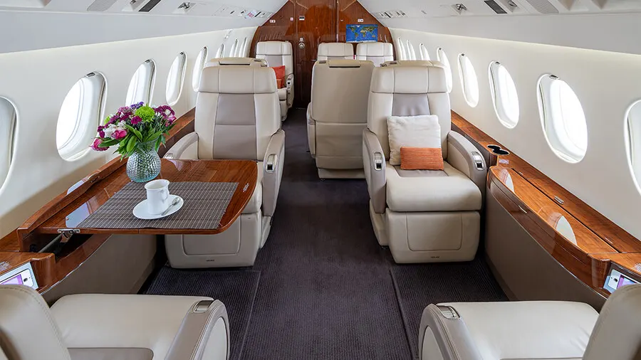 2013 Dassault Falcon 2000LXS - Photo 5