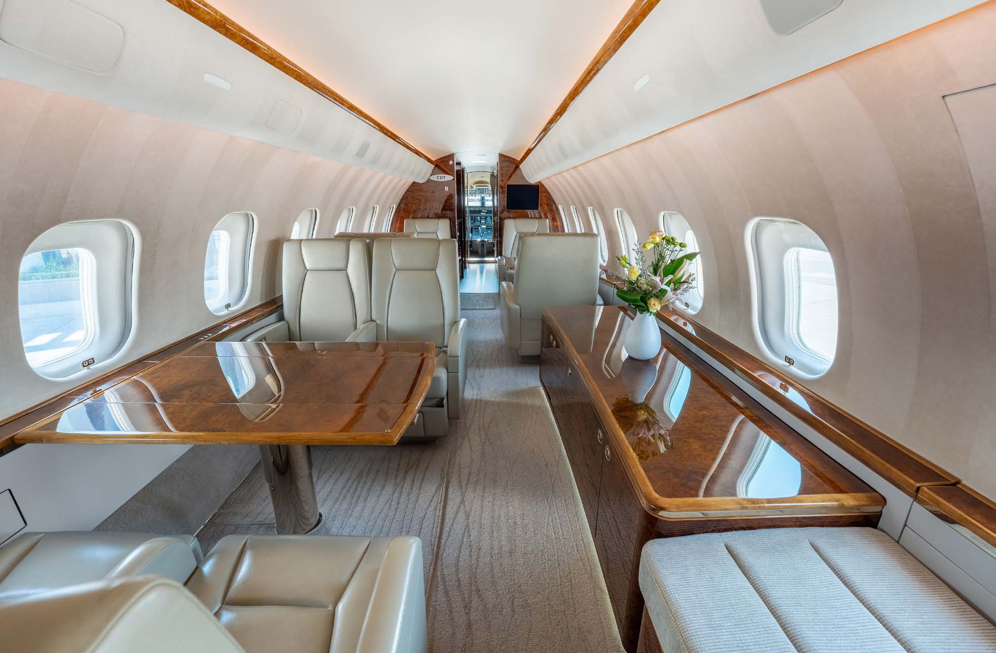 2011 Bombardier Global 5000 - Photo 3