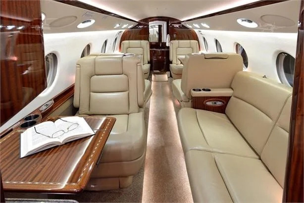 2007 Gulfstream G150 - Photo 2