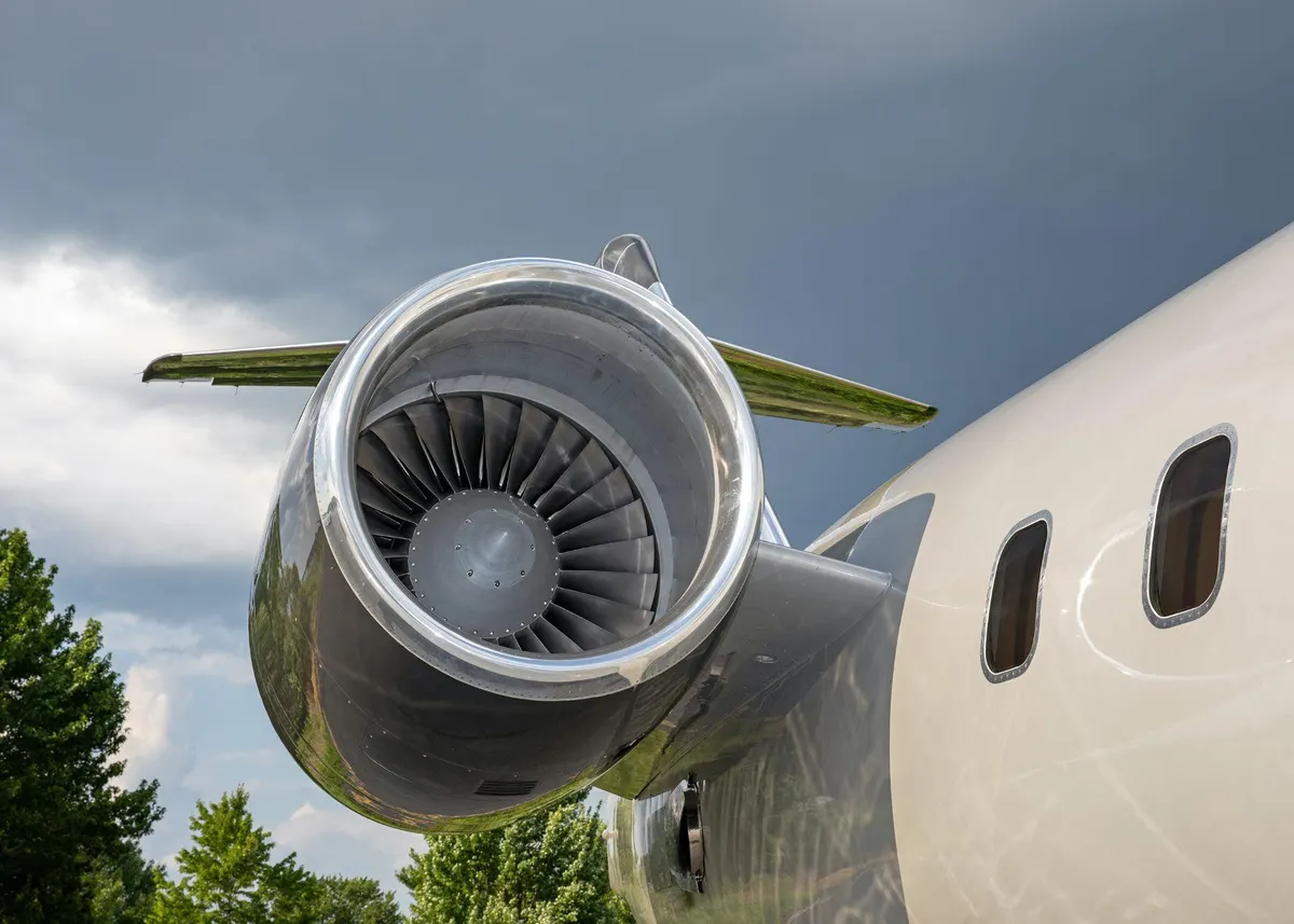 2000 Bombardier Challenger 604 - Photo 14