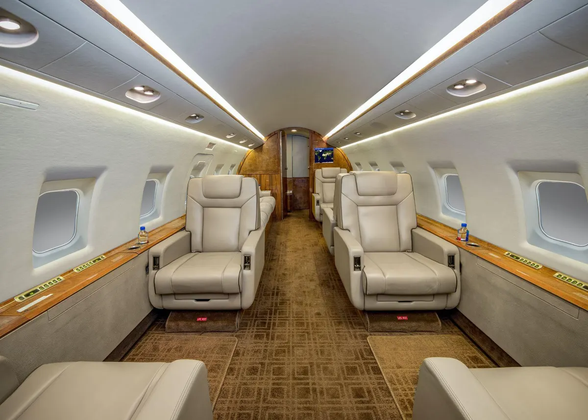2000 Bombardier Challenger 604 - Photo 10