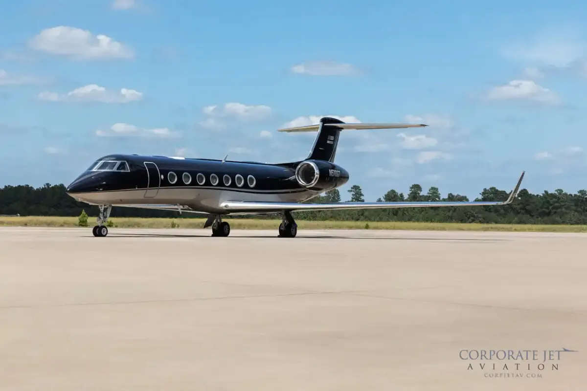 2008 Gulfstream G550 - Photo 11