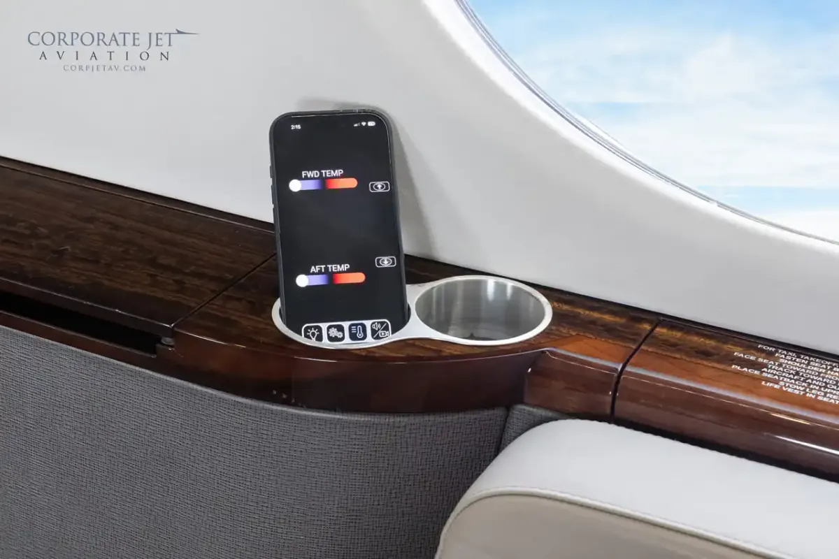 2008 Gulfstream G550 - Photo 17