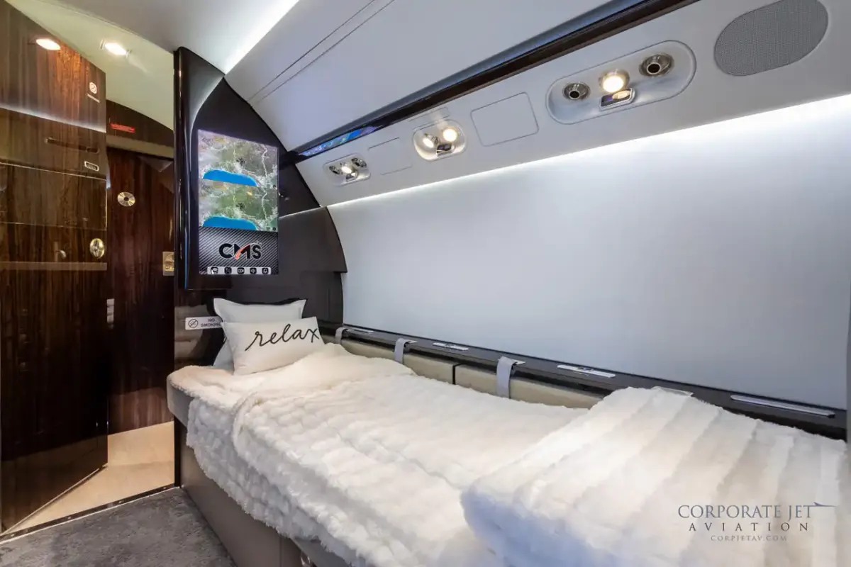 2008 Gulfstream G550 - Photo 24