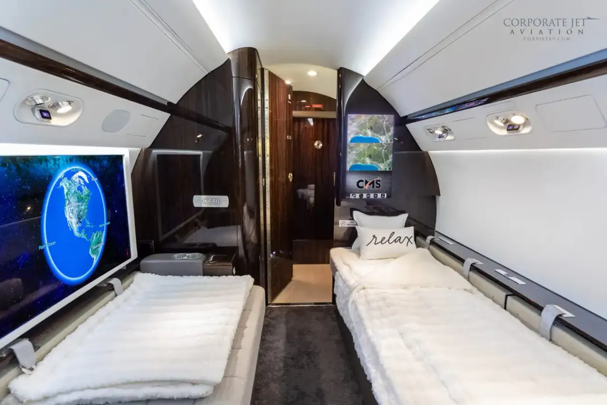 2008 Gulfstream G550 - Photo 26